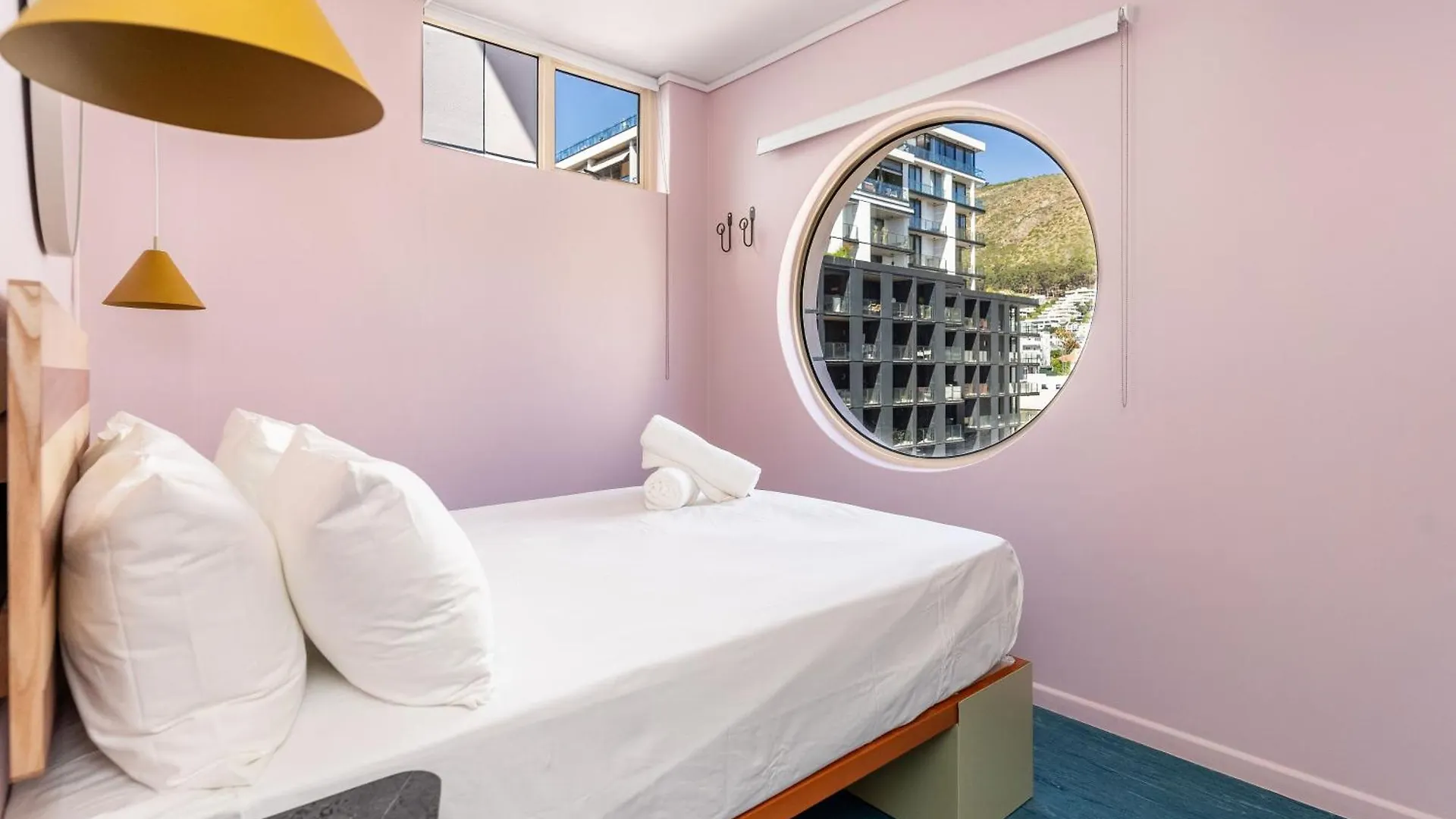The Tropicana Hotel Cape Town 4*,
